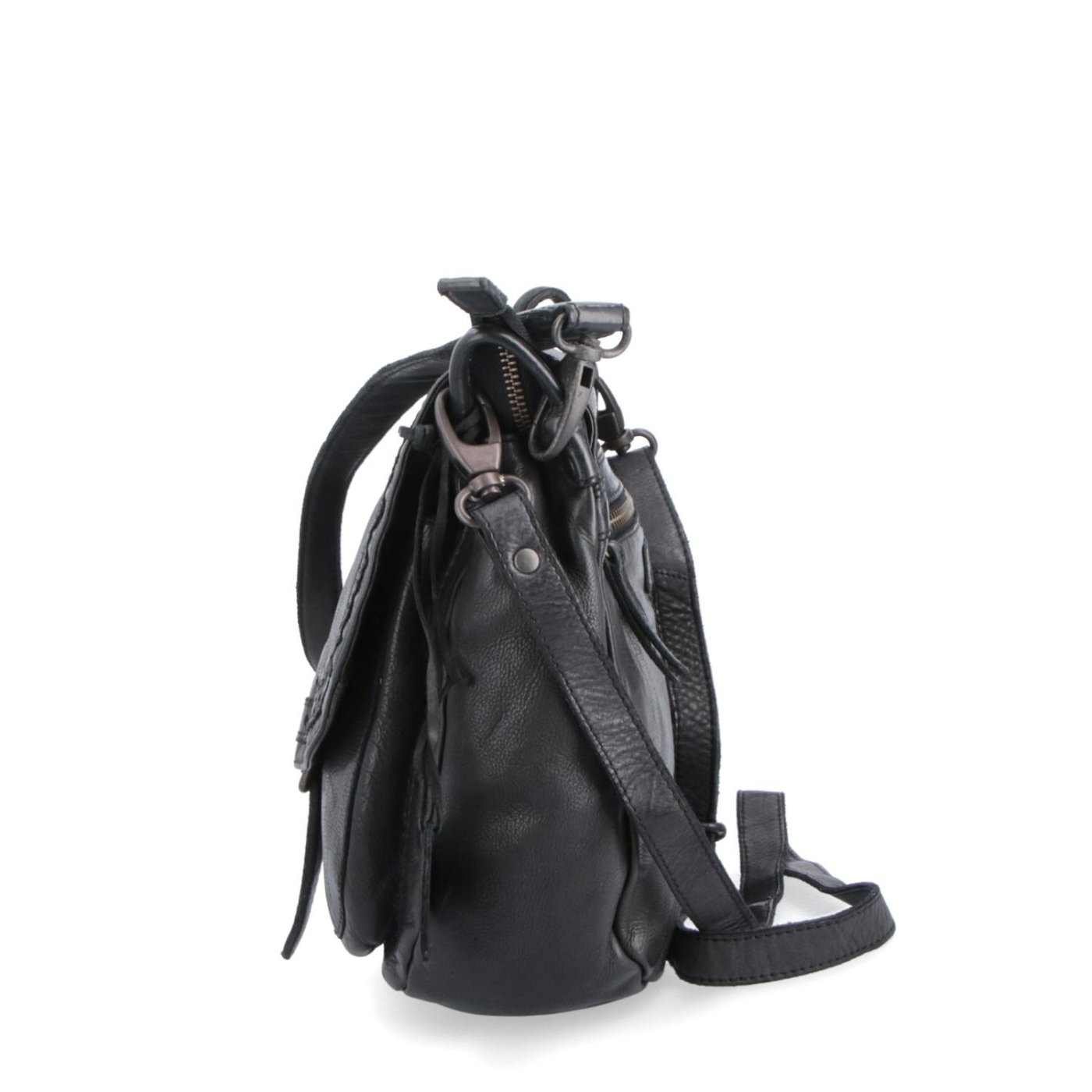 Kožená crossbody kabelka se zdobenou klopou Noelia Bolger materiál kůže zapínání s klopou barva černá velikost střední NB 2030 C Z boku