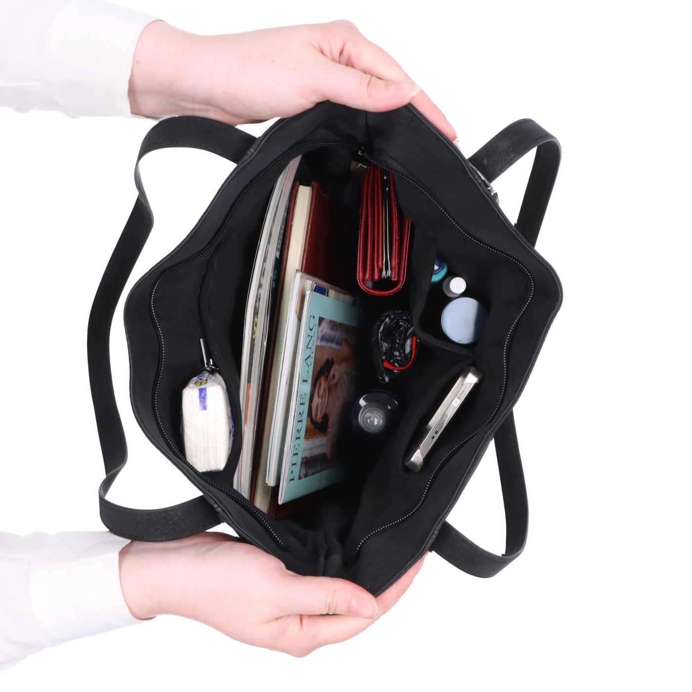 Stylová kabelka přes rameno s odnímatelným přívěskem Carmelo materiál syntetická kůže zapínání na zip barva hnědá velikost velká 4665 H Vnitřek