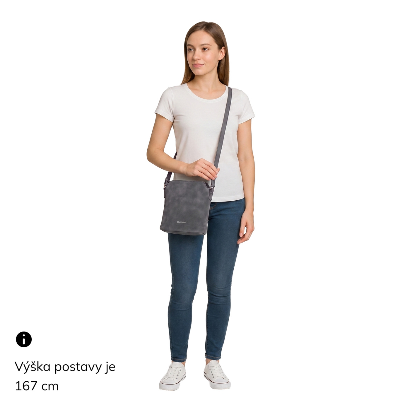 Malá elegantní kabelka s minimalistickým designem Tangerin materiál syntetická kůže zapínání na zip barva vínová velikost malá 1107 BO Na postavě