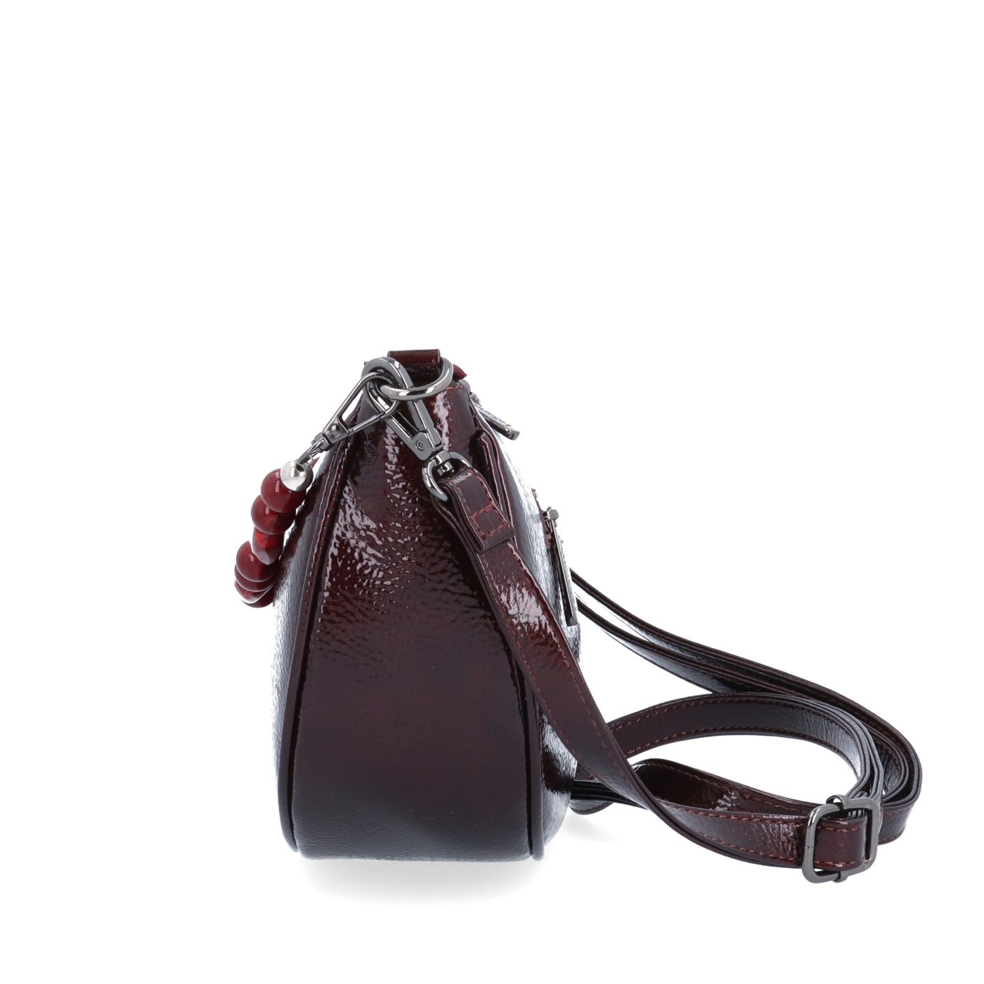 Stylová crossbody kabelka s odnímatelným ozdobným řetízkem Le Sands materiál syntetická kůže zapínání na zip barva vínová velikost malá 4639 BO Z boku