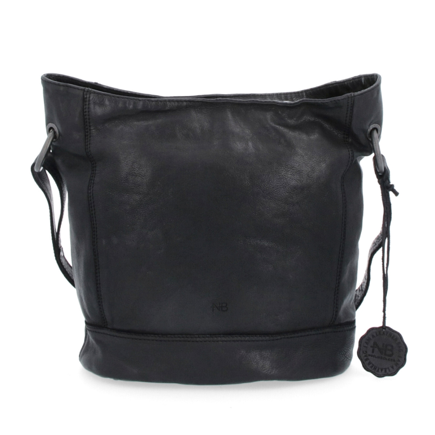 Kožená crossbody kabelka s designovým prošitím Noelia Bolger materiál kůže zapínání na zip barva černá velikost střední NB 2089 C Zepředu