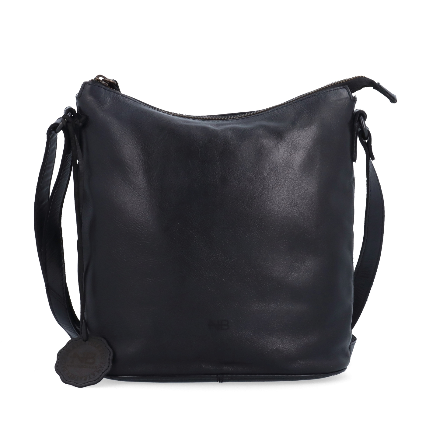 Crossbody kabelka v nadčasovém designu Noelia Bolger materiál kůže zapínání na zip barva černá velikost střední NB 2431 C Zepředu