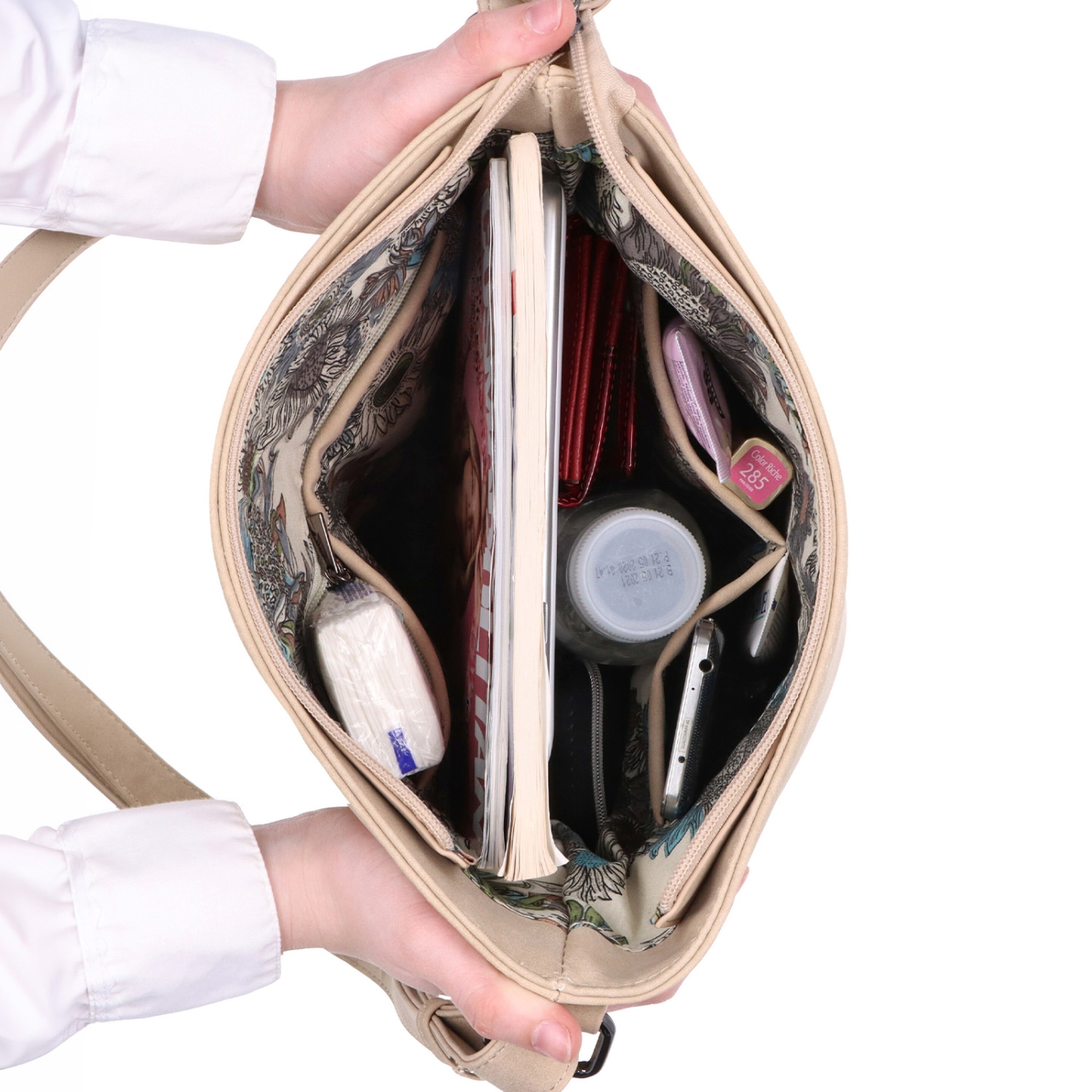 Crossbody kabelka s originálním designem Tangerin materiál syntetická kůže zapínání na zip barva koňaková velikost střední 1118 CAM Vnitřek