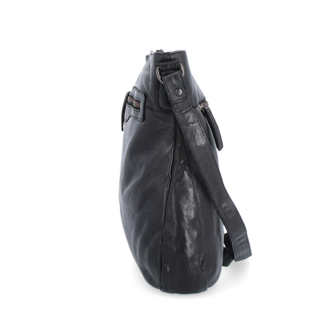Kožená crossbody s přední zipovou kapsou Noelia Bolger materiál kůže zapínání na zip barva černá velikost střední NB 2103 C Z boku
