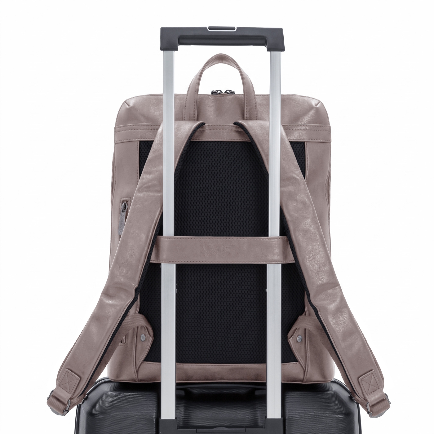 Batoh na notebook s městským vzhledem LeSands materiál syntetická kůže zapínání na zip barva taupe velikost velká 7735 T Detail