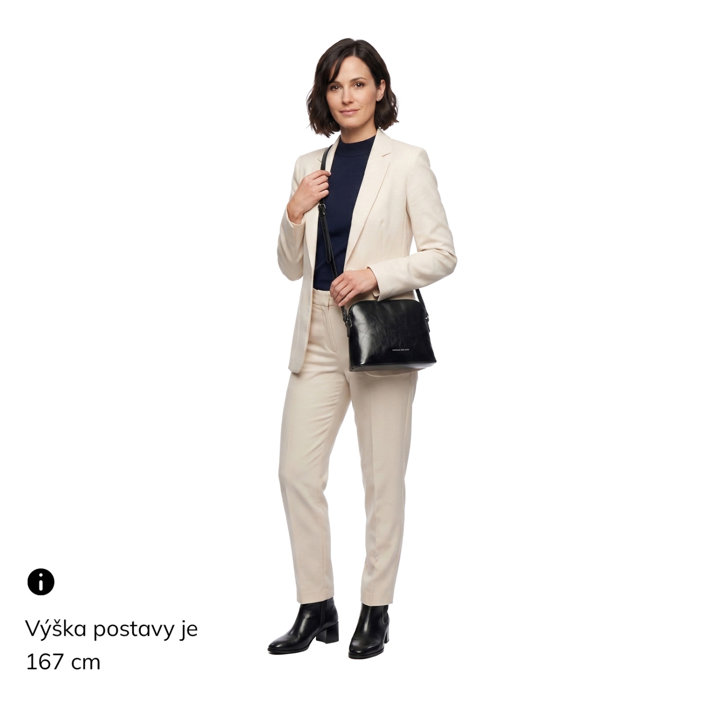 Minimalistická kožená crossbody kabelka na každý den Noelia Bolger materiál kůže zapínání na zip barva černá velikost malá NB 0116 C Na postavě