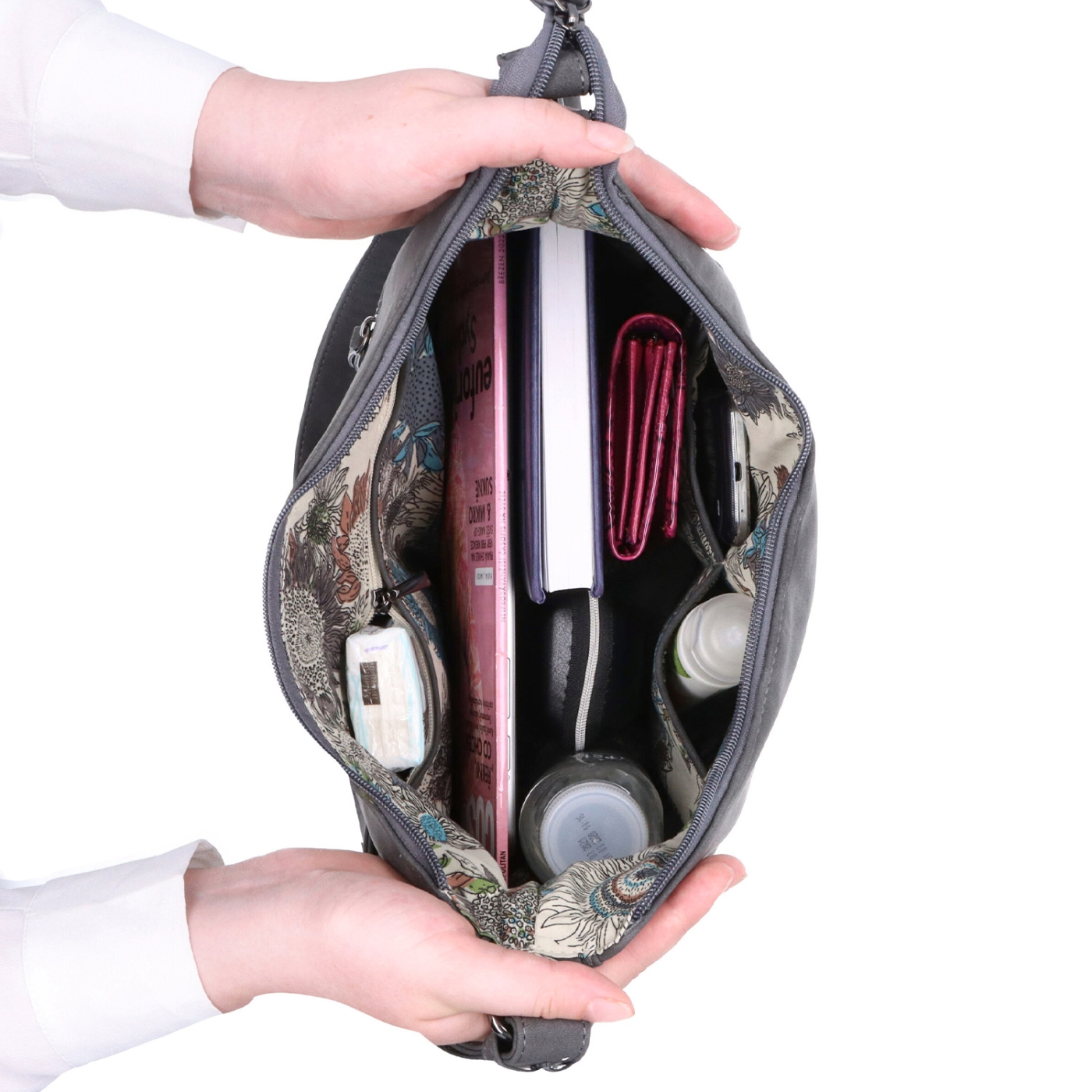 Crossbody syntetická kabelka s prošitím Tangerin materiál syntetická kůže zapínání na zip barva koňaková velikost střední 1104 CAM Vnitřek