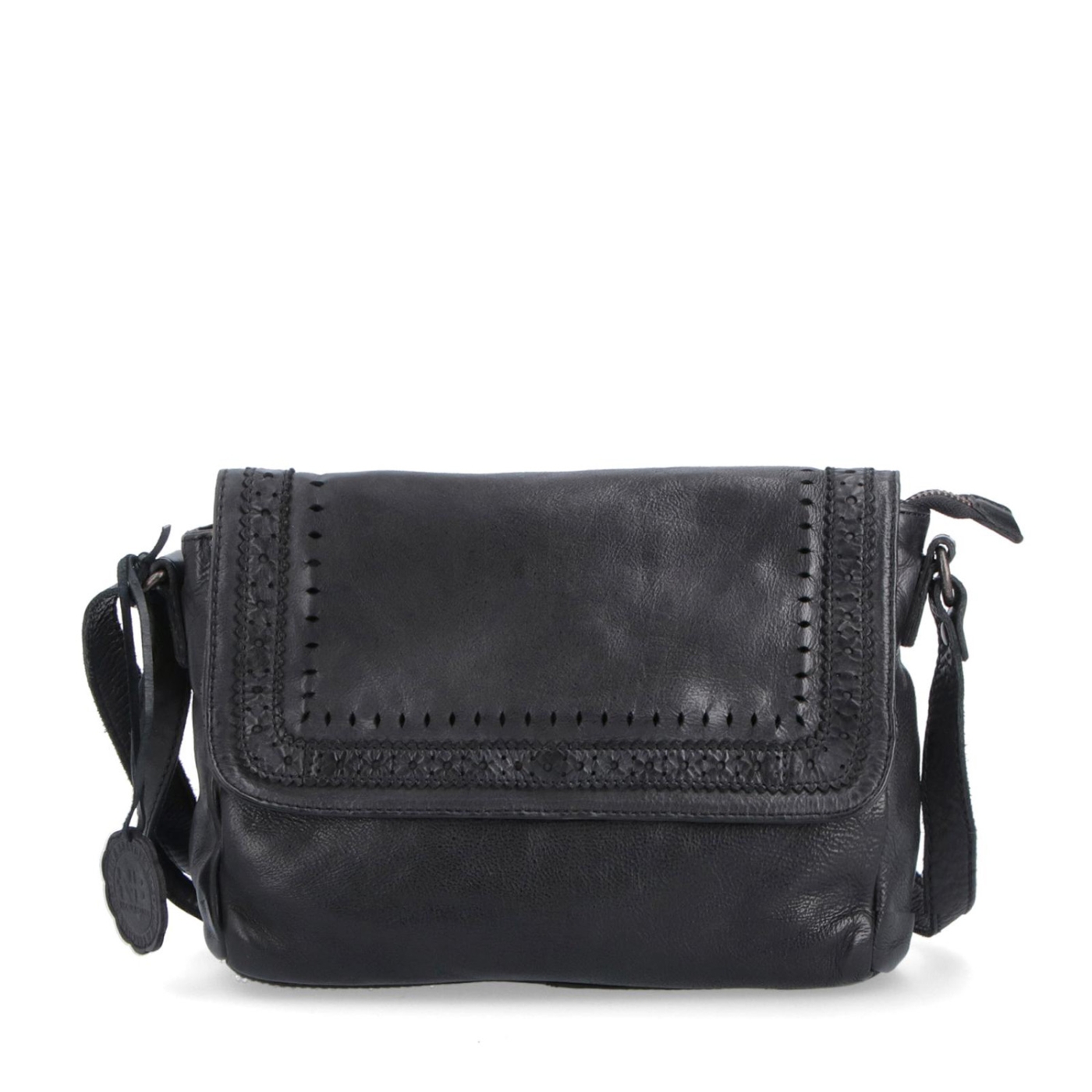Designová kožená crossbody kabelka s klopou Noelia Bolger materiál kůže zapínání na zip barva černá velikost malá NB 2026 C Zepředu