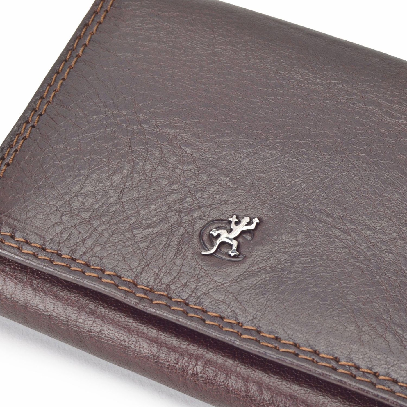 Trendy kožená peněženka Cosset materiál kůže zapínání na cvoček barva hnědá velikost malá 4508 Komodo H Logo