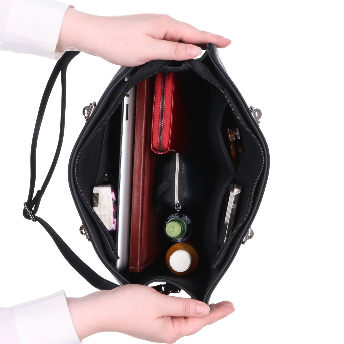 Dámská kabelka s odnímatelným crossbody popruhem Le Sands materiál syntetická kůže zapínání na zip barva metalická velikost střední 4648 BR Vnitřek