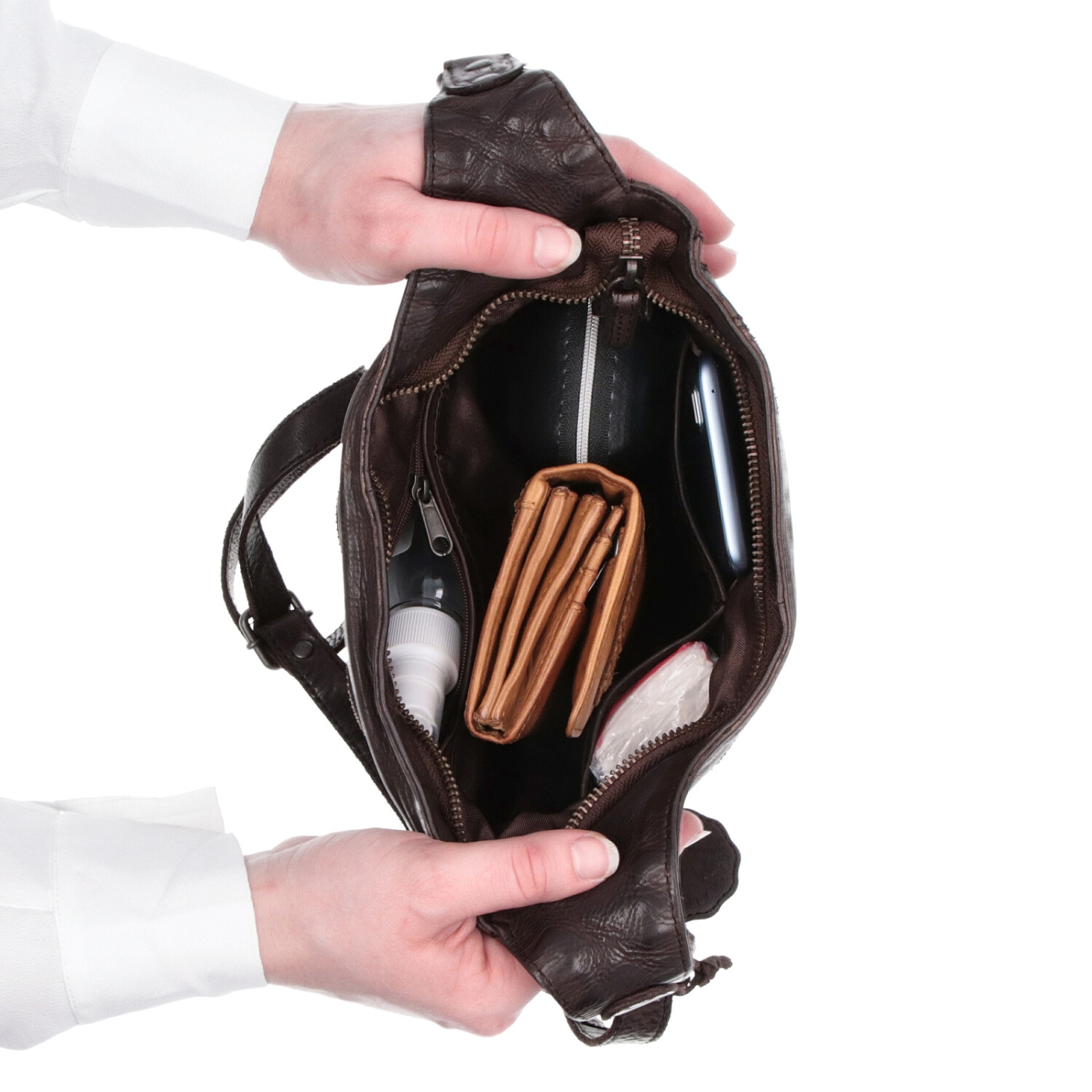 Elegantní kožená crossbody kabelka s kapsami Noelia Bolger materiál kůže zapínání na zip barva hnědá velikost malá NB 2101 H Vnitřek