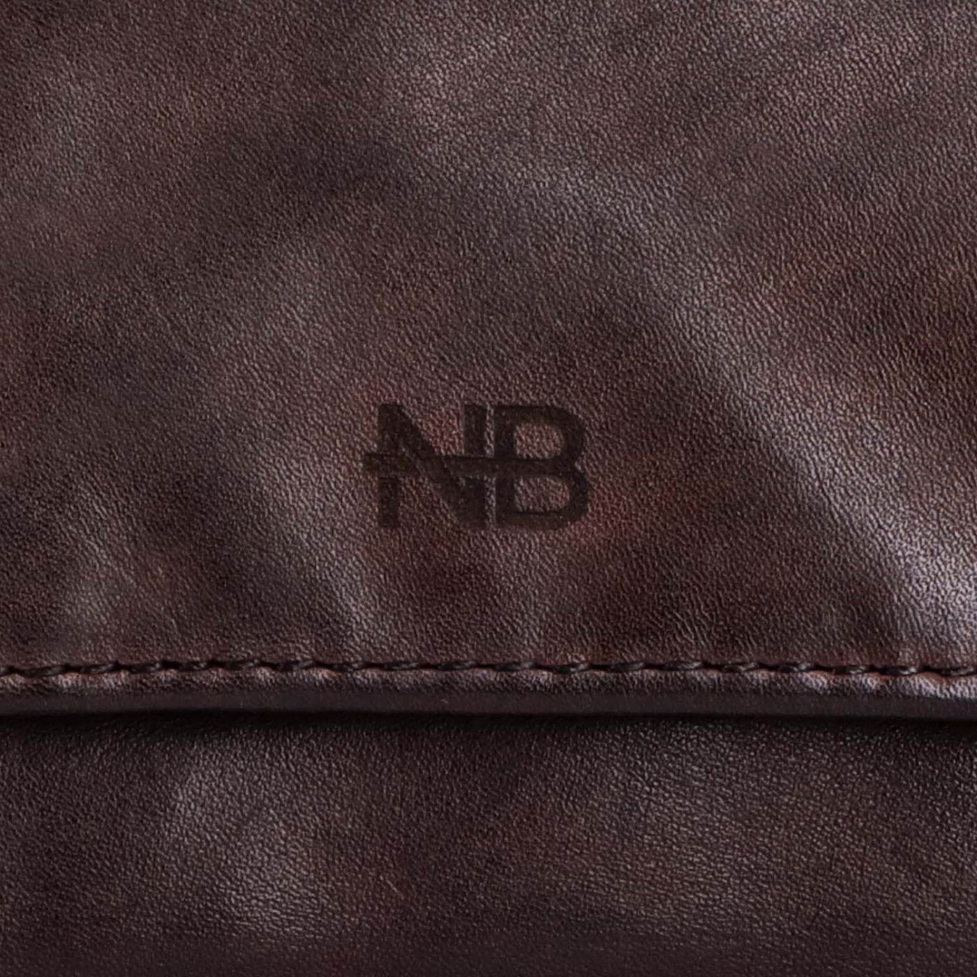 Malá kožená peněženka pro muže i ženy Noelia Bolger materiál kůže barva hnědá velikost malá 5135 NB H Logo