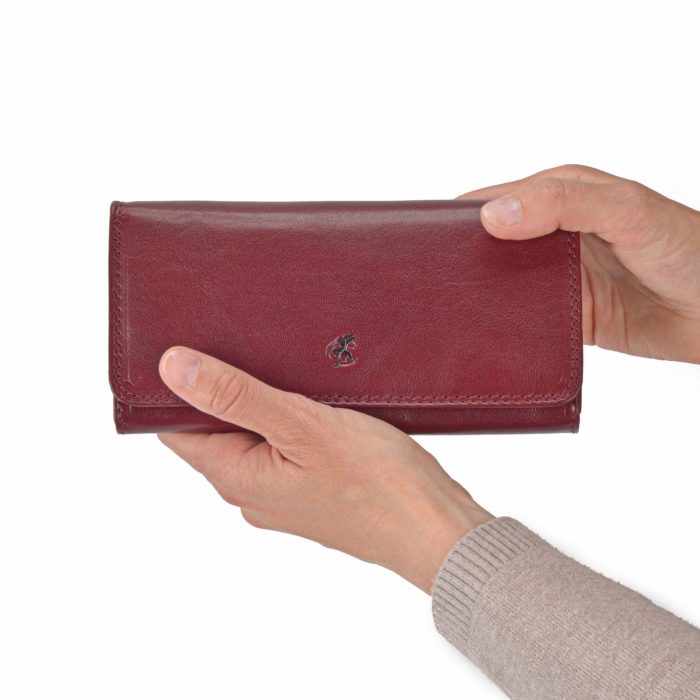 moderní dámská peněženka bordó